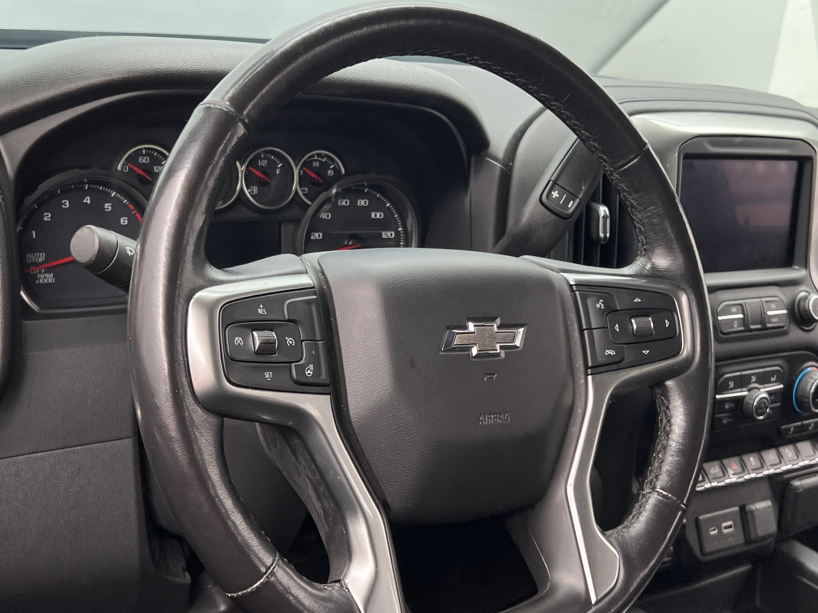Thumbnail: 2021 Chevrolet Silverado 1500 - 5