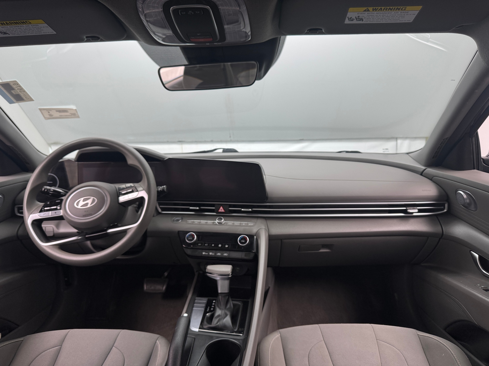 Thumbnail: 2024 Hyundai Elantra - 3