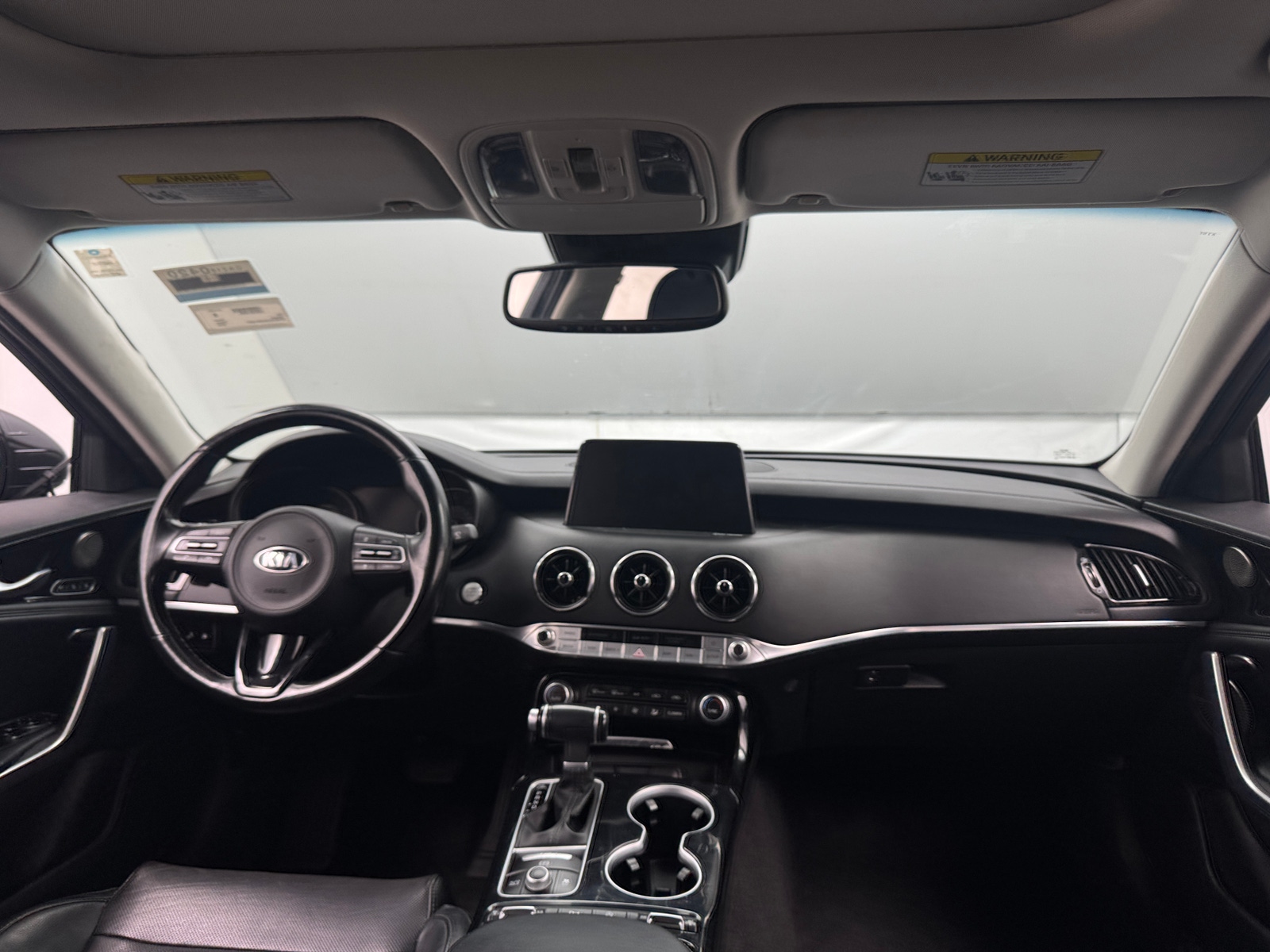 Thumbnail: 2018 Kia Stinger - 2