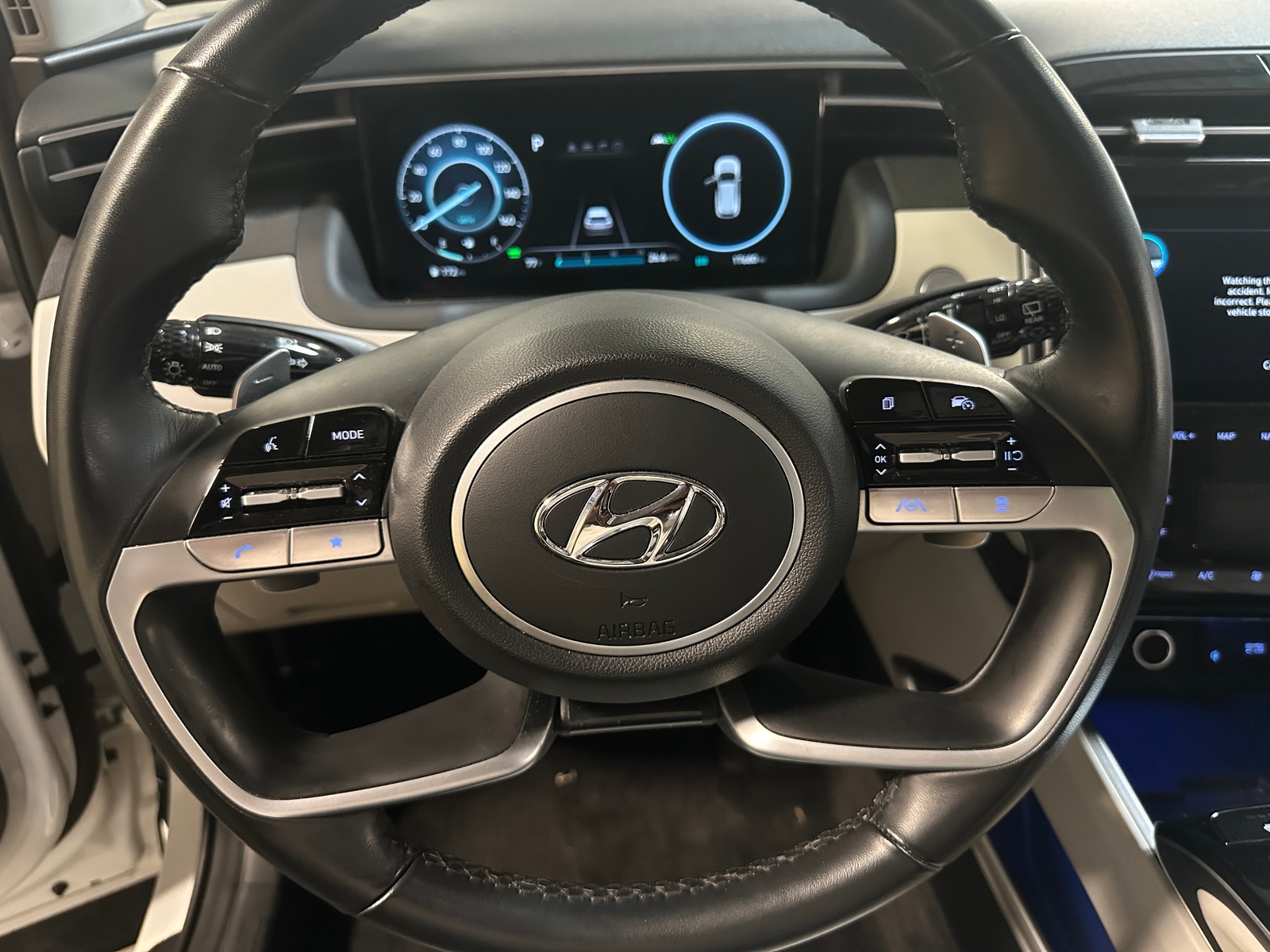Thumbnail: 2023 Hyundai Tucson - 4