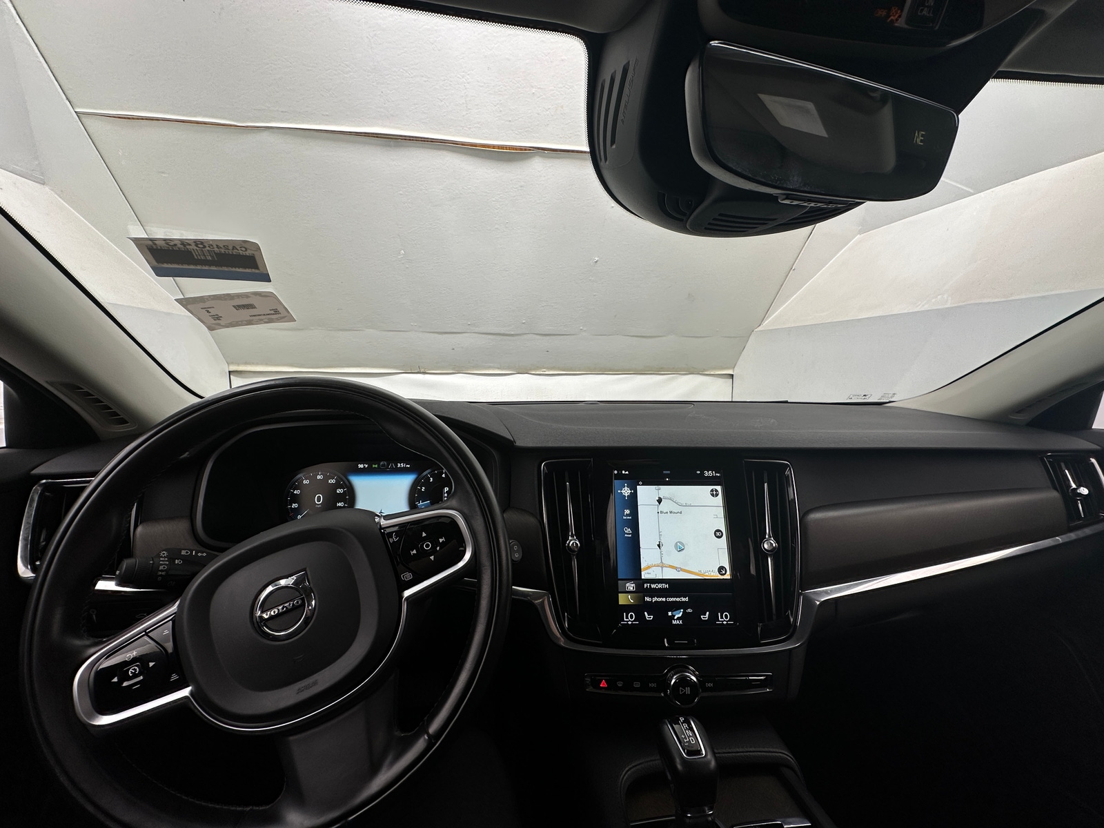 Thumbnail: 2018 Volvo V90 - 2