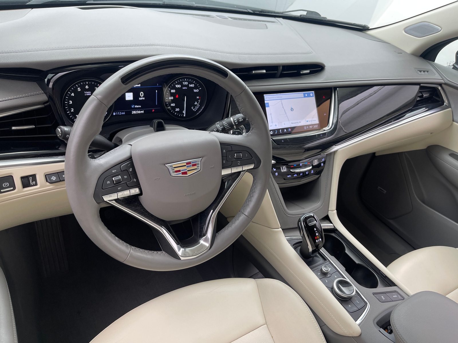 Thumbnail: 2022 Cadillac XT6 - 2