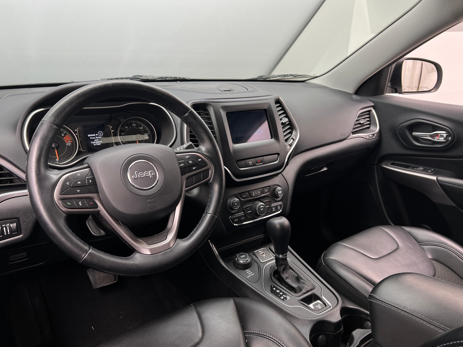Thumbnail: 2020 Jeep Cherokee - 2