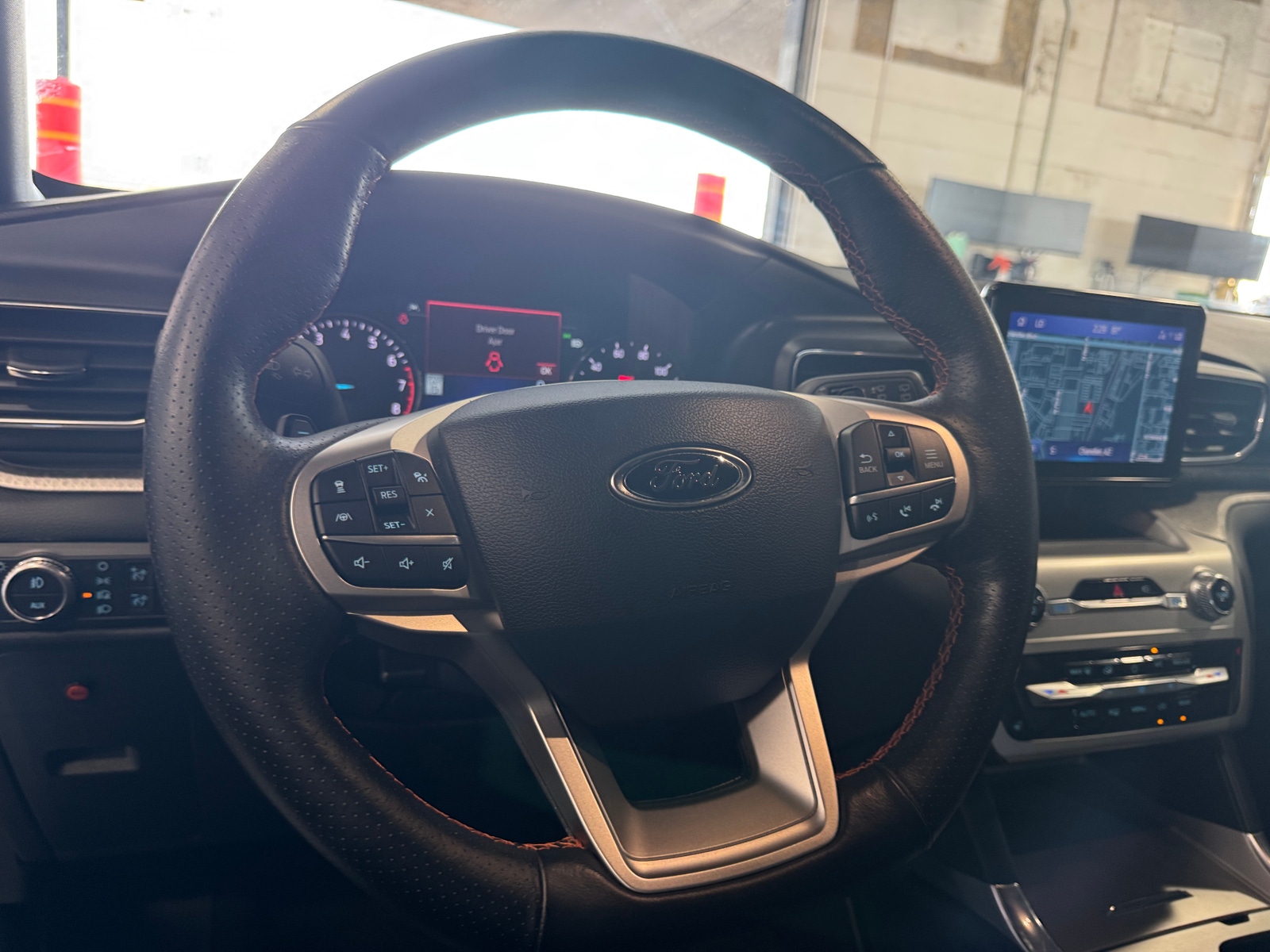 Thumbnail: 2022 Ford Explorer - 4