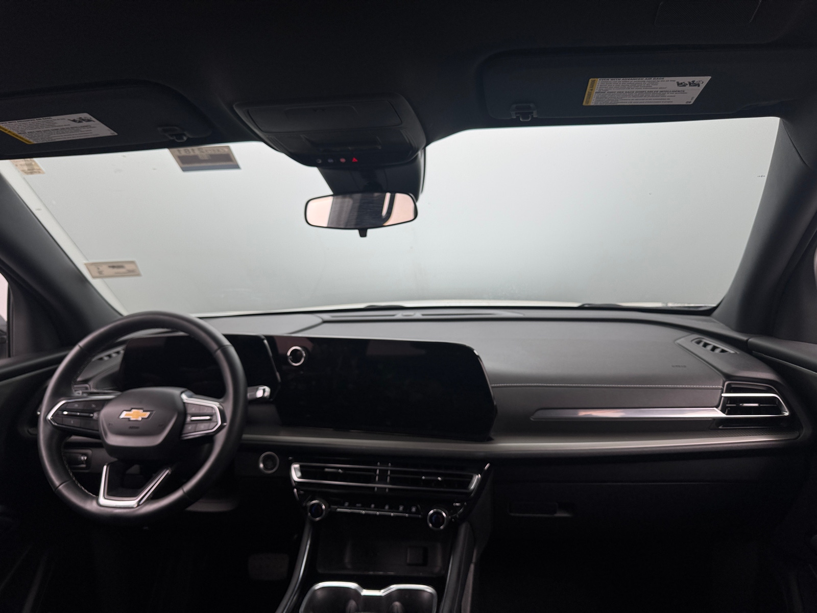 Thumbnail: 2025 Chevrolet Traverse - 3