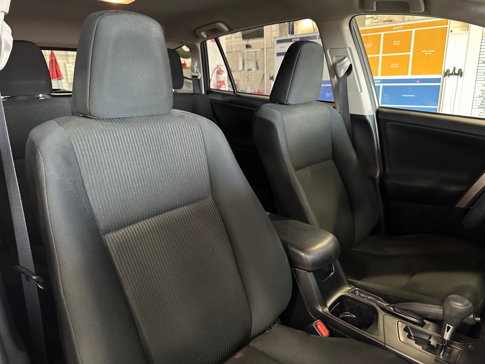 Thumbnail: 2018 Toyota RAV4 - 2