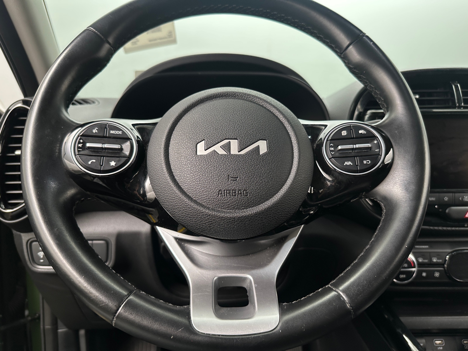 Thumbnail: 2023 Kia Soul - 5