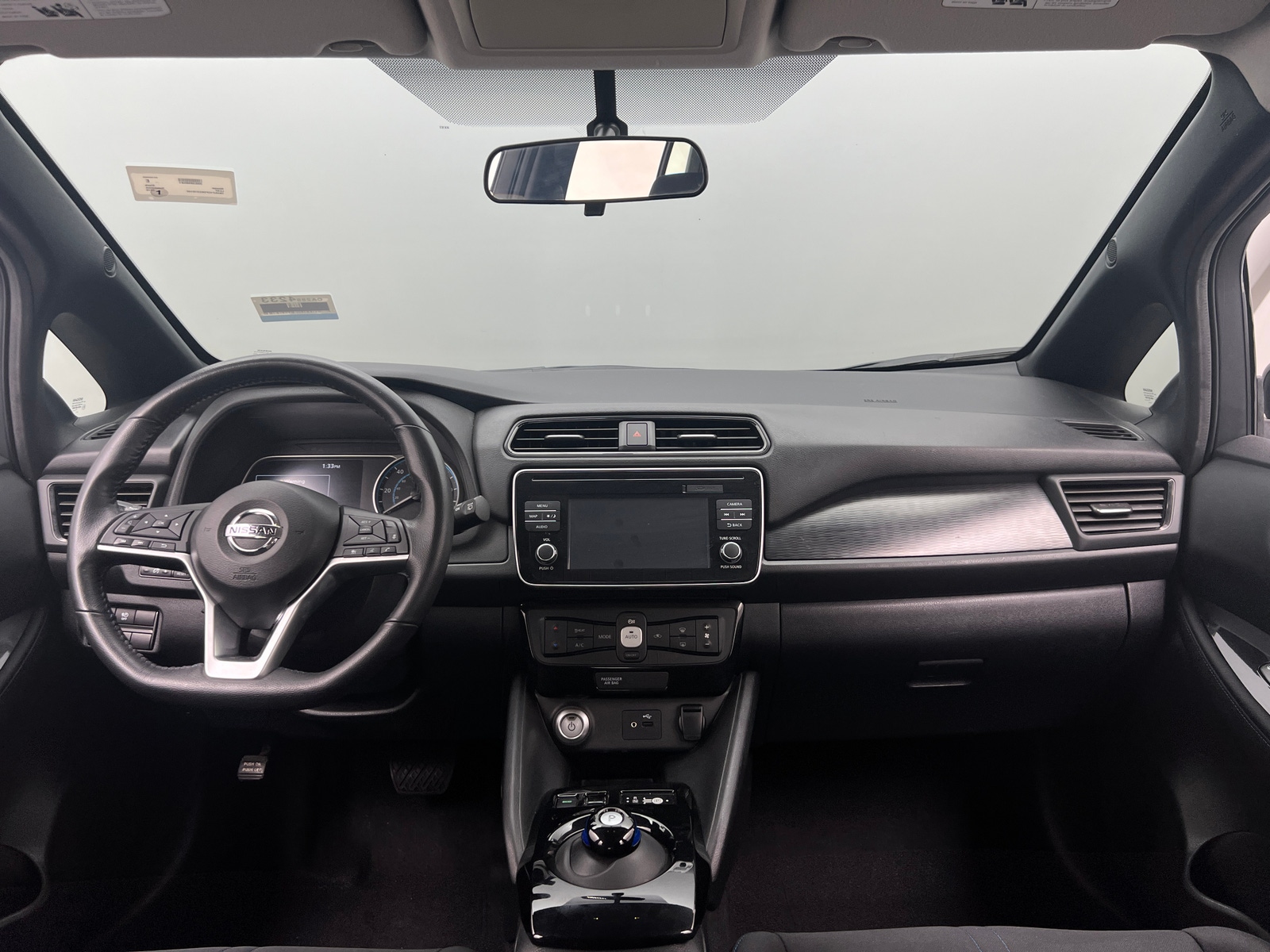 Thumbnail: 2019 Nissan Leaf - 3