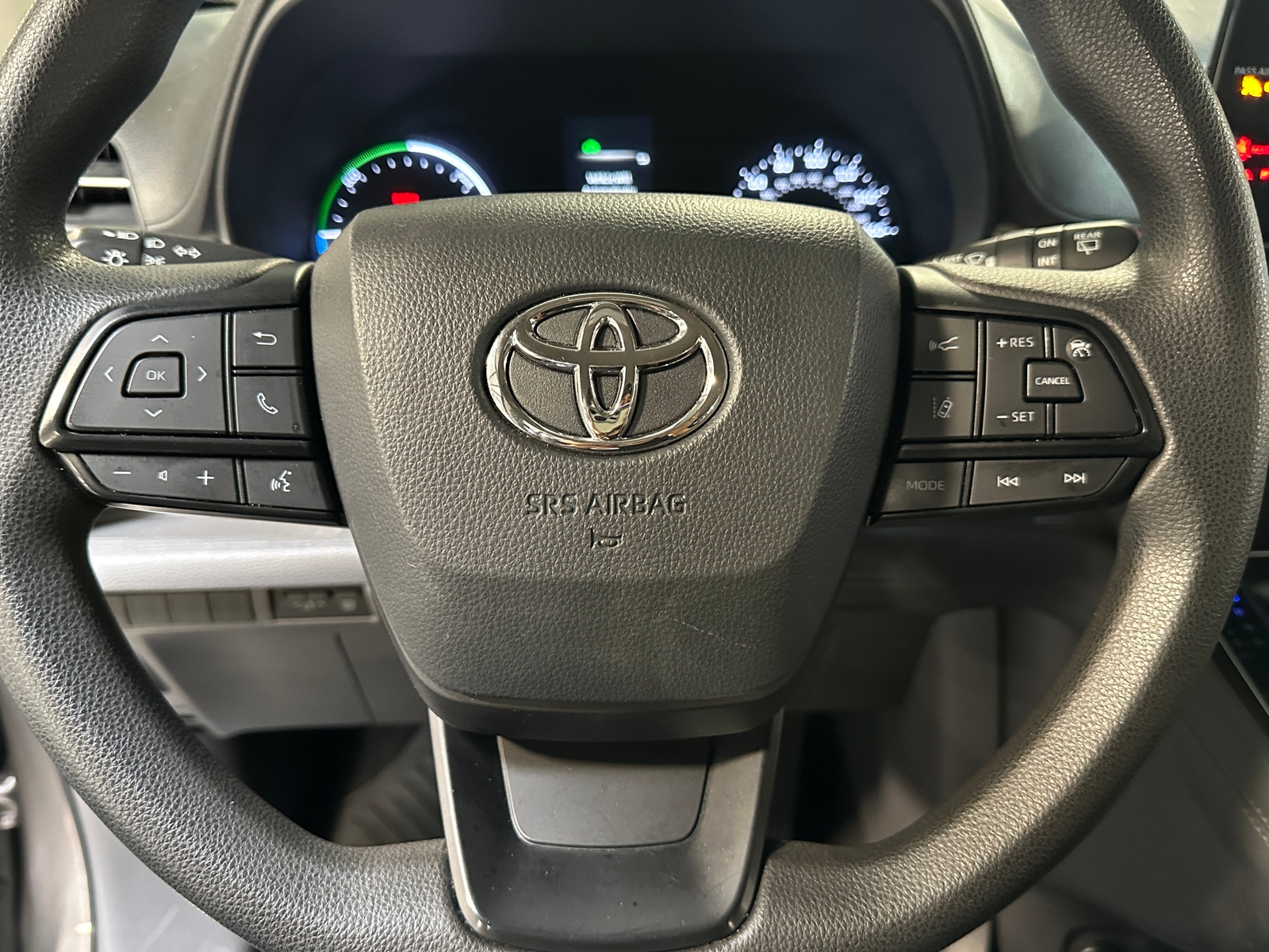 Thumbnail: 2022 Toyota Sienna - 5