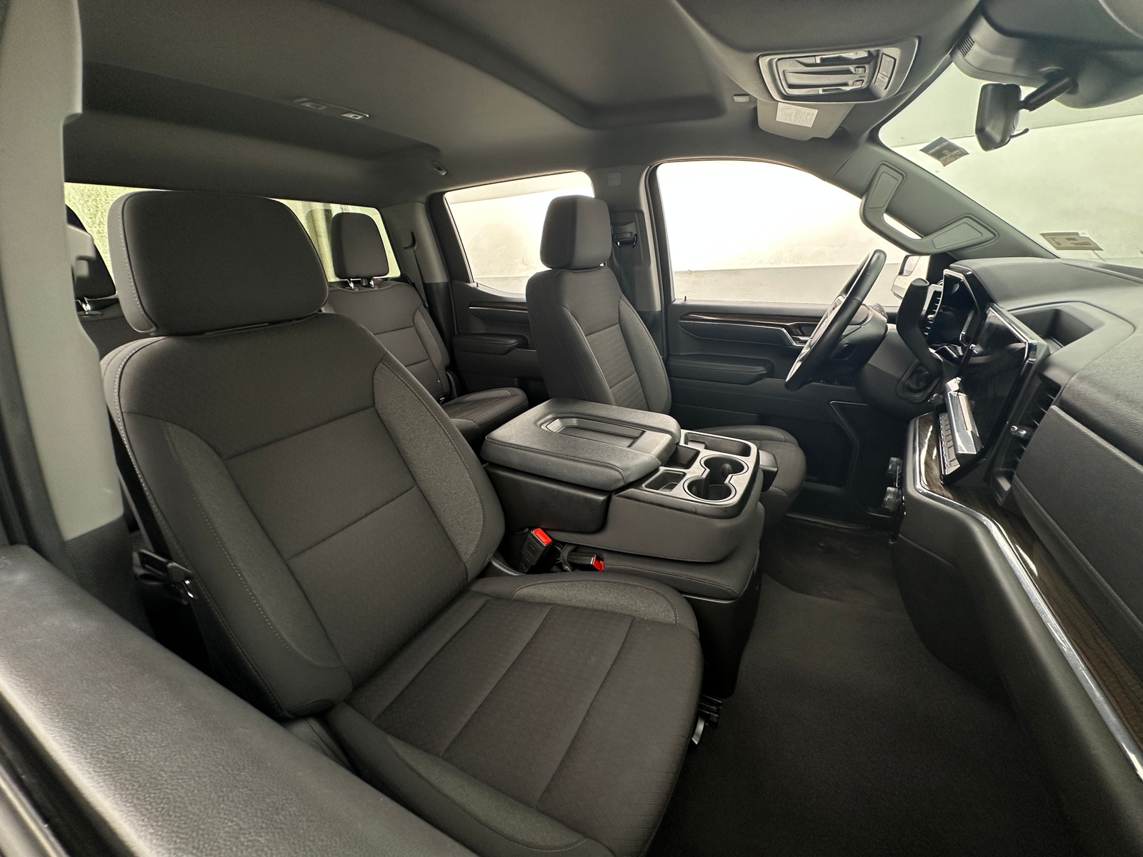 Thumbnail: 2024 Chevrolet Silverado 1500 - 2