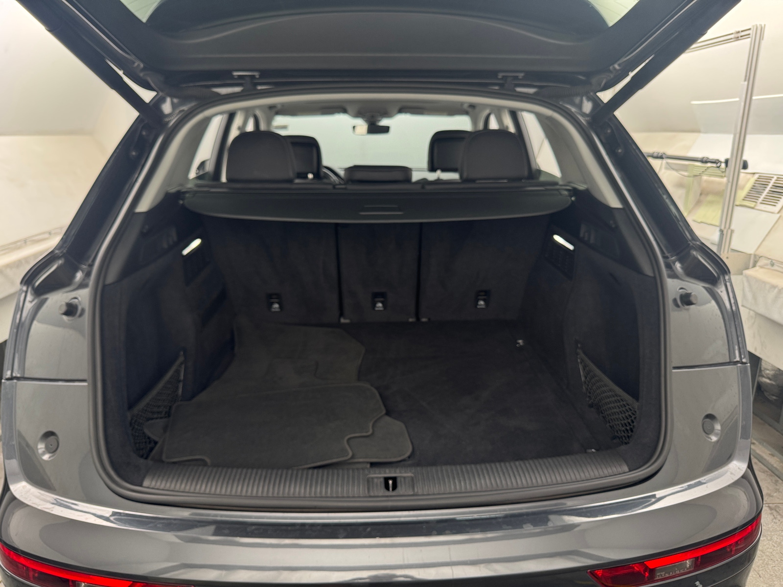 Thumbnail: 2021 Audi Q5 - 6
