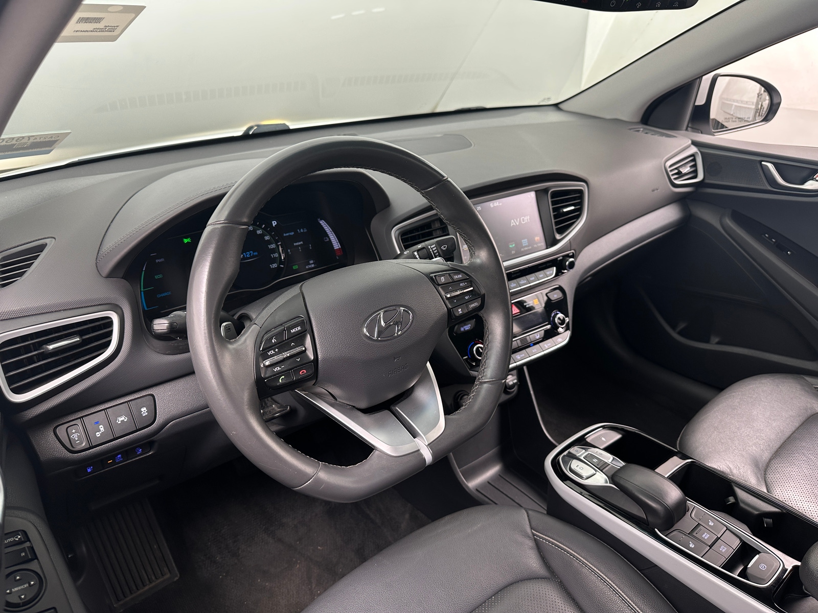 Thumbnail: 2019 Hyundai Ioniq - 2