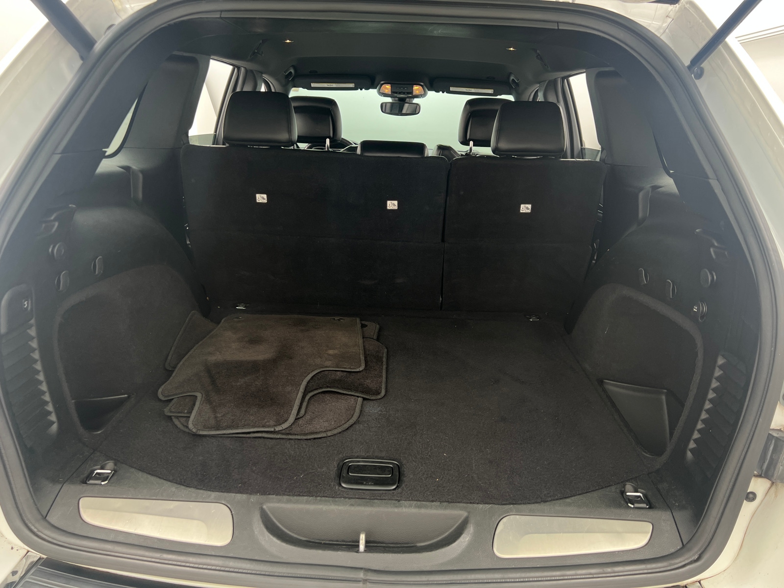 Thumbnail: 2018 Jeep Grand Cherokee - 6