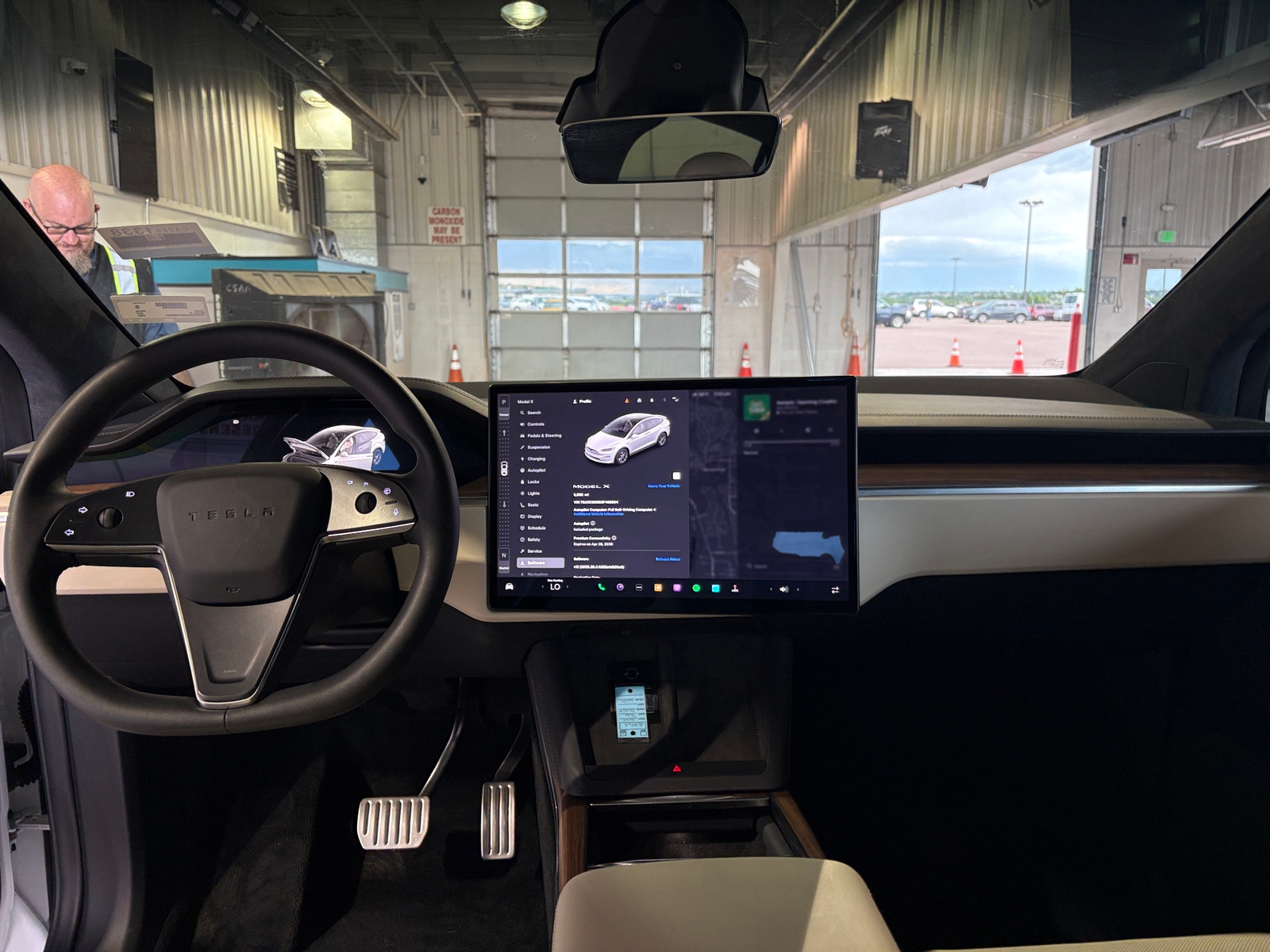 Thumbnail: 2025 Tesla Model X - 2