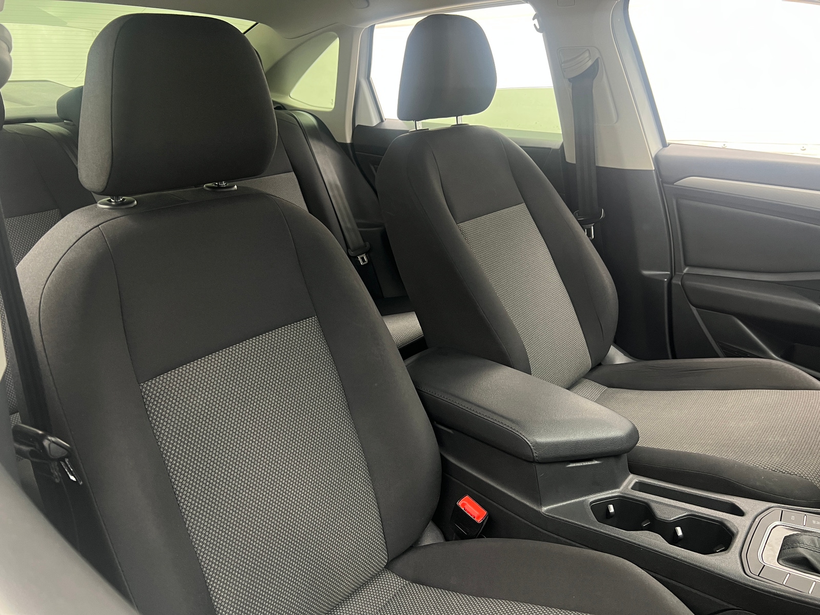 Thumbnail: 2021 Volkswagen Jetta - 2