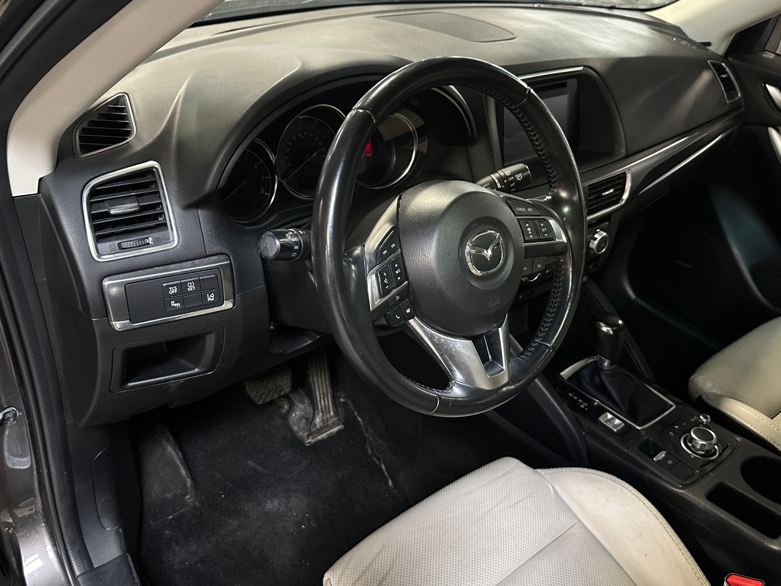 Thumbnail: 2016 Mazda CX-5 - 2