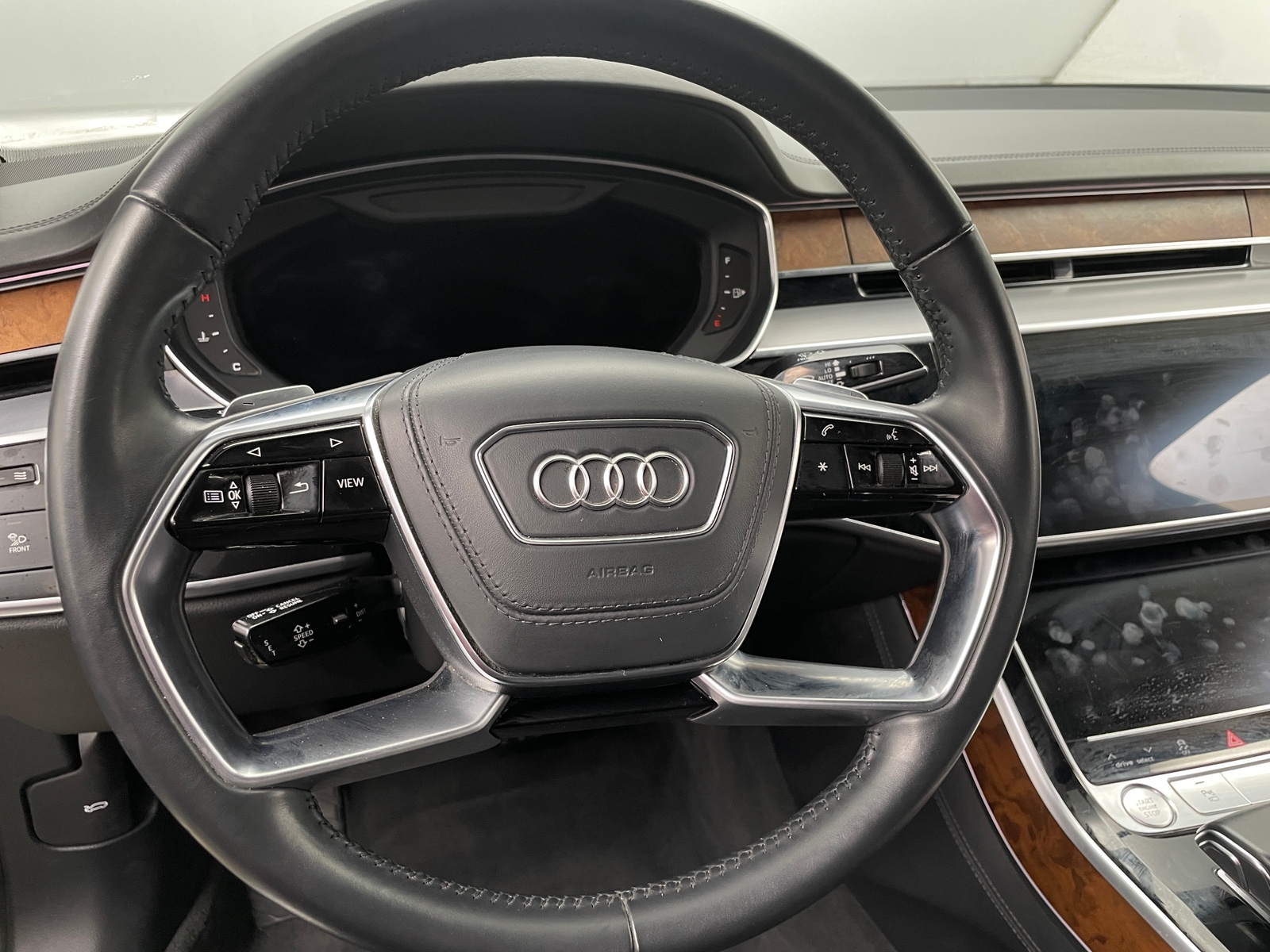 Thumbnail: 2019 Audi A8 - 4