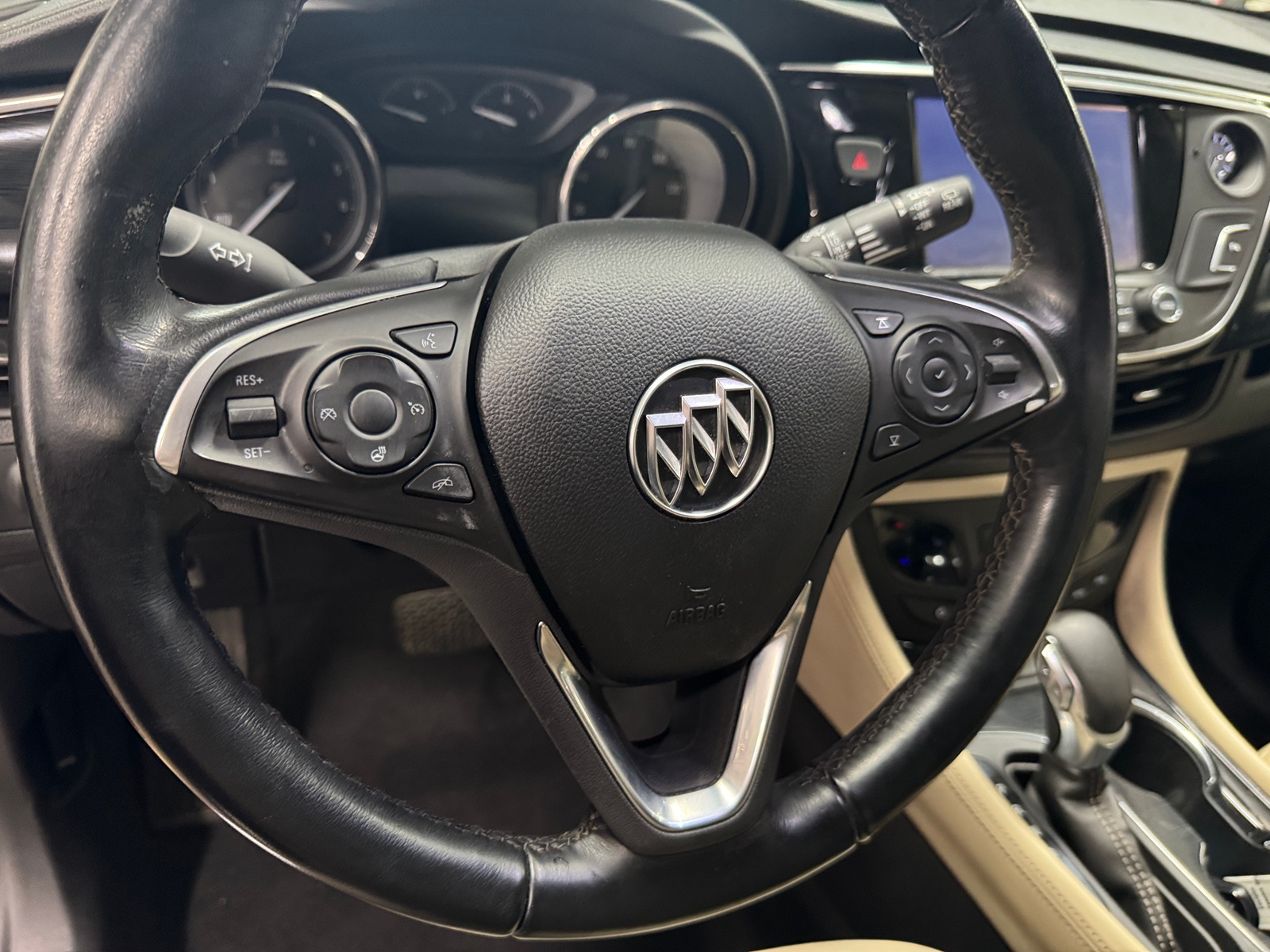 Thumbnail: 2017 Buick Envision - 4
