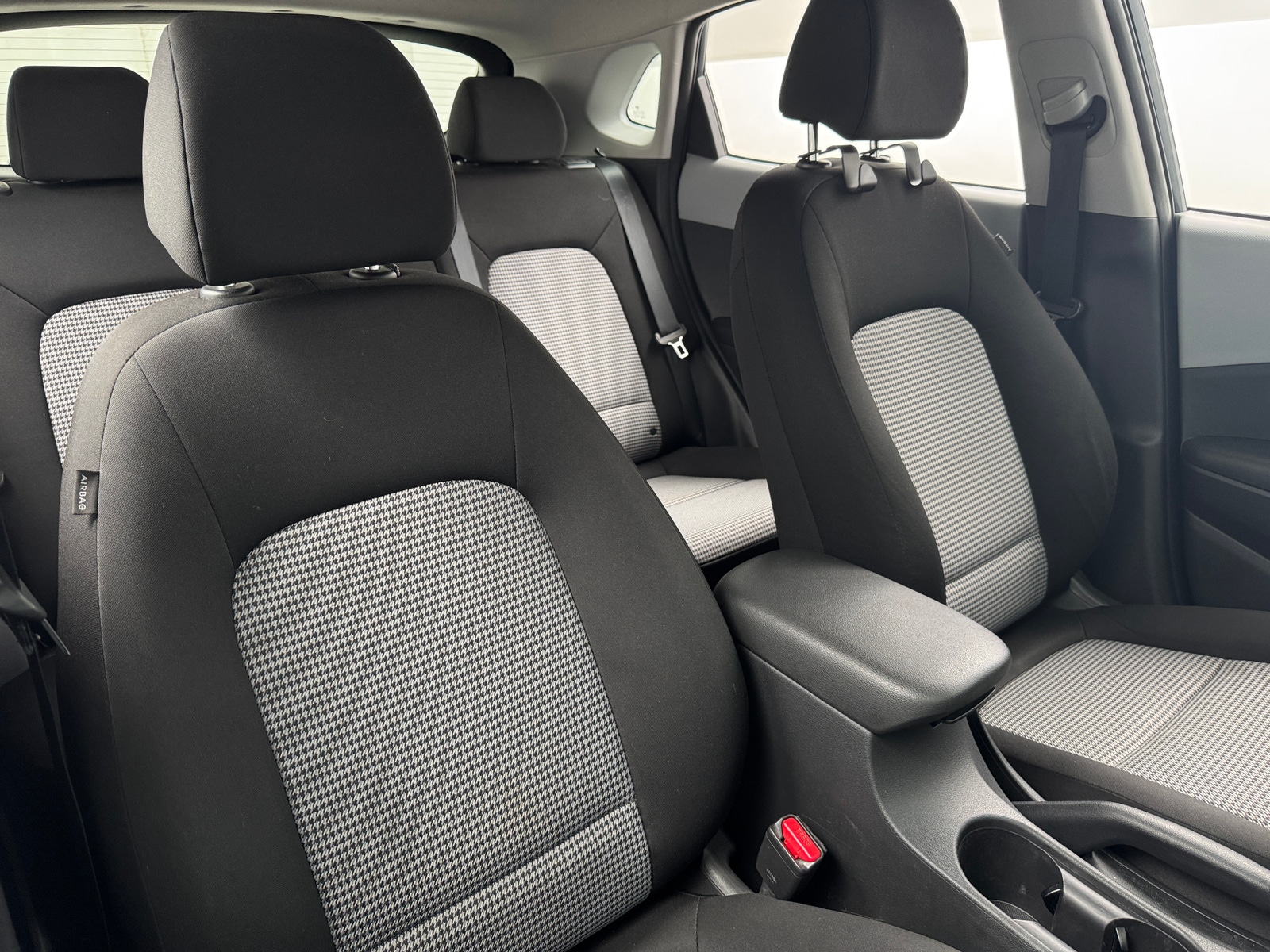 Thumbnail: 2021 Hyundai Kona - 2