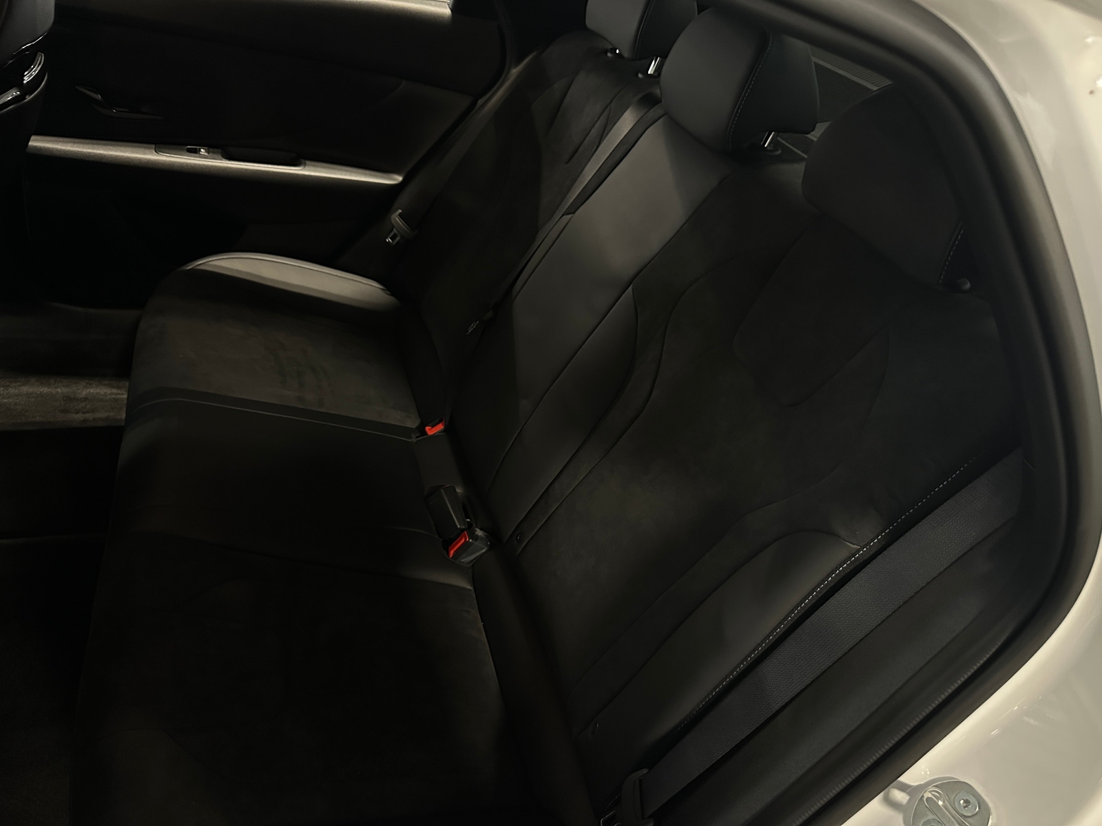 Thumbnail: 2023 Hyundai Elantra - 6