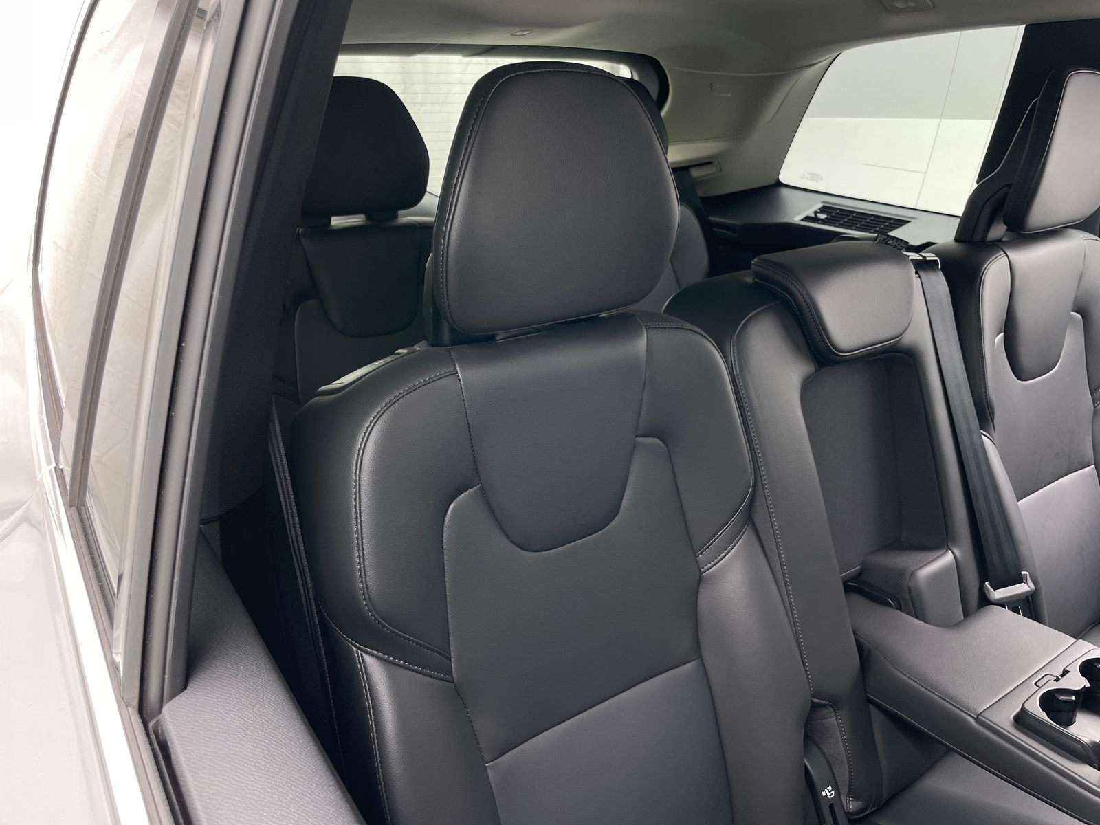 Thumbnail: 2025 Volvo XC90 - 6