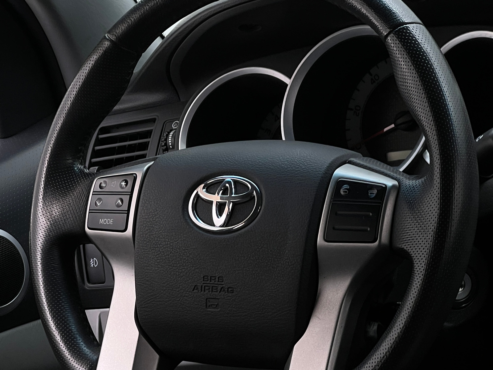 Thumbnail: 2013 Toyota Tacoma - 5