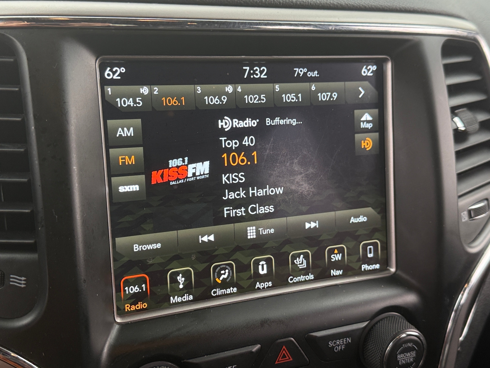 Thumbnail: 2018 Jeep Grand Cherokee - 3