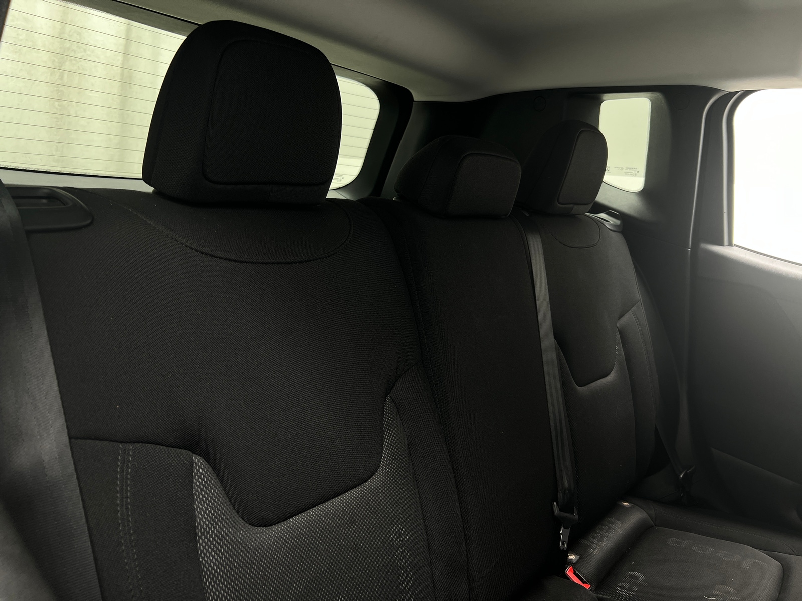 Thumbnail: 2017 Jeep Renegade - 6