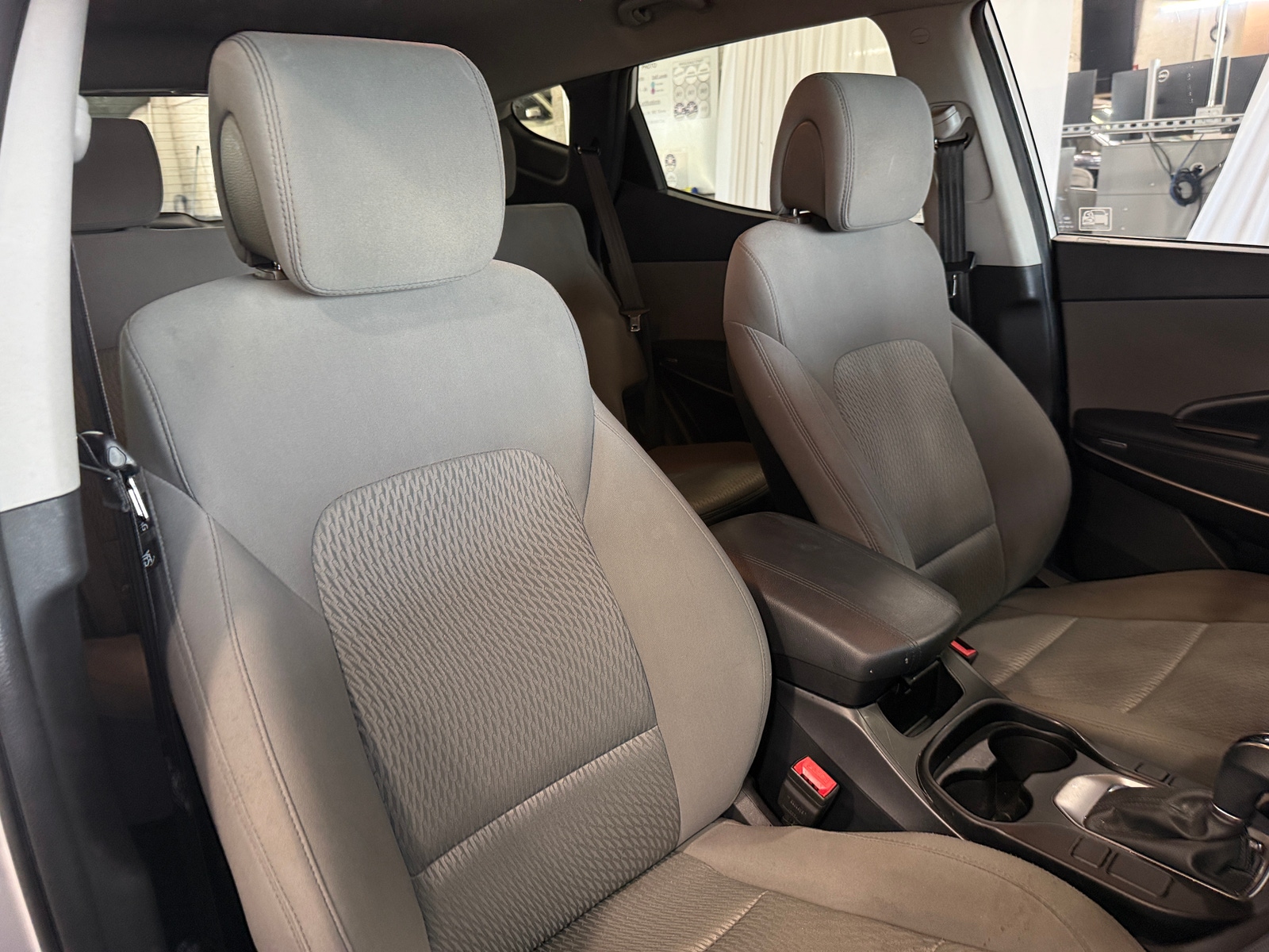 Thumbnail: 2017 Hyundai Santa Fe - 2