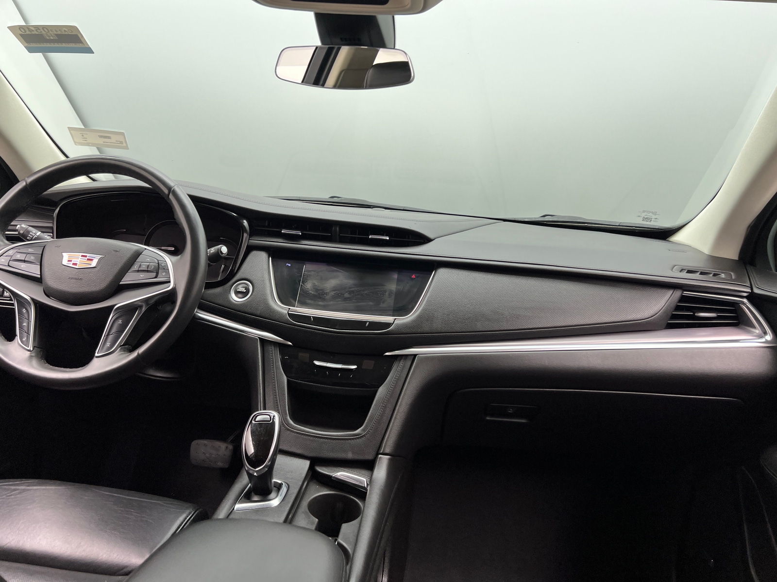 Thumbnail: 2017 Cadillac XT5 - 2
