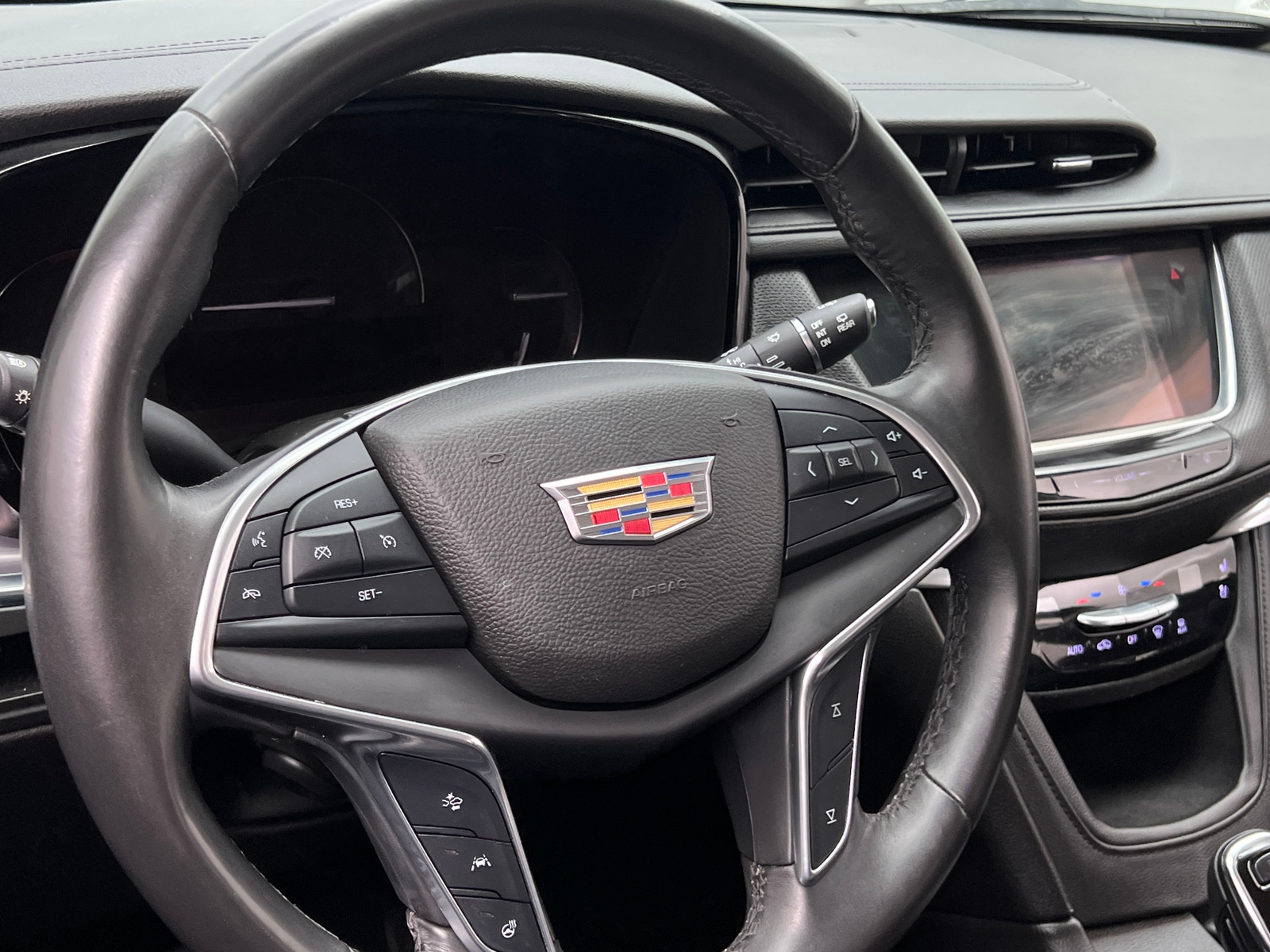 Thumbnail: 2017 Cadillac XT5 - 4