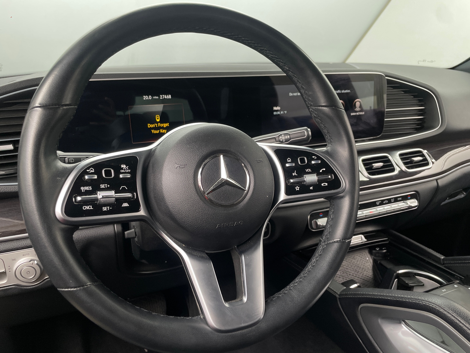 Thumbnail: 2023 Mercedes-Benz GLE - 4