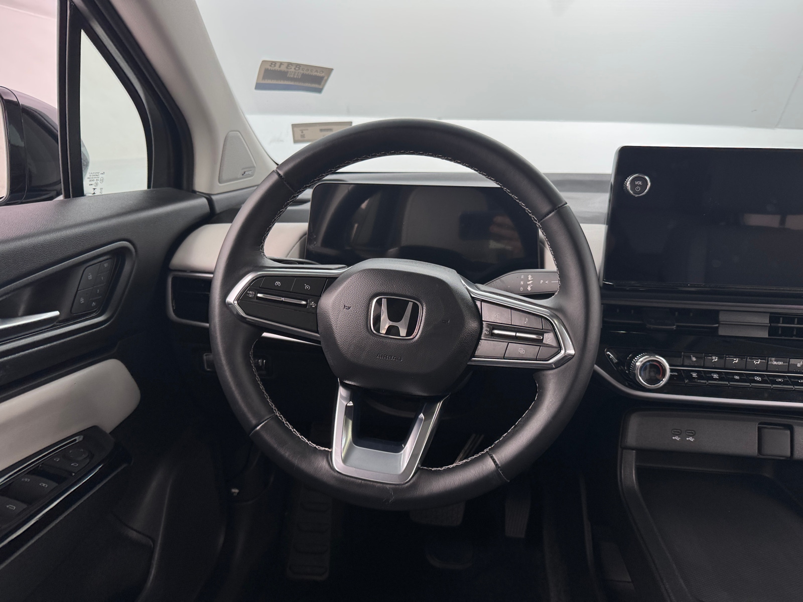 Thumbnail: 2024 Honda Prologue - 4