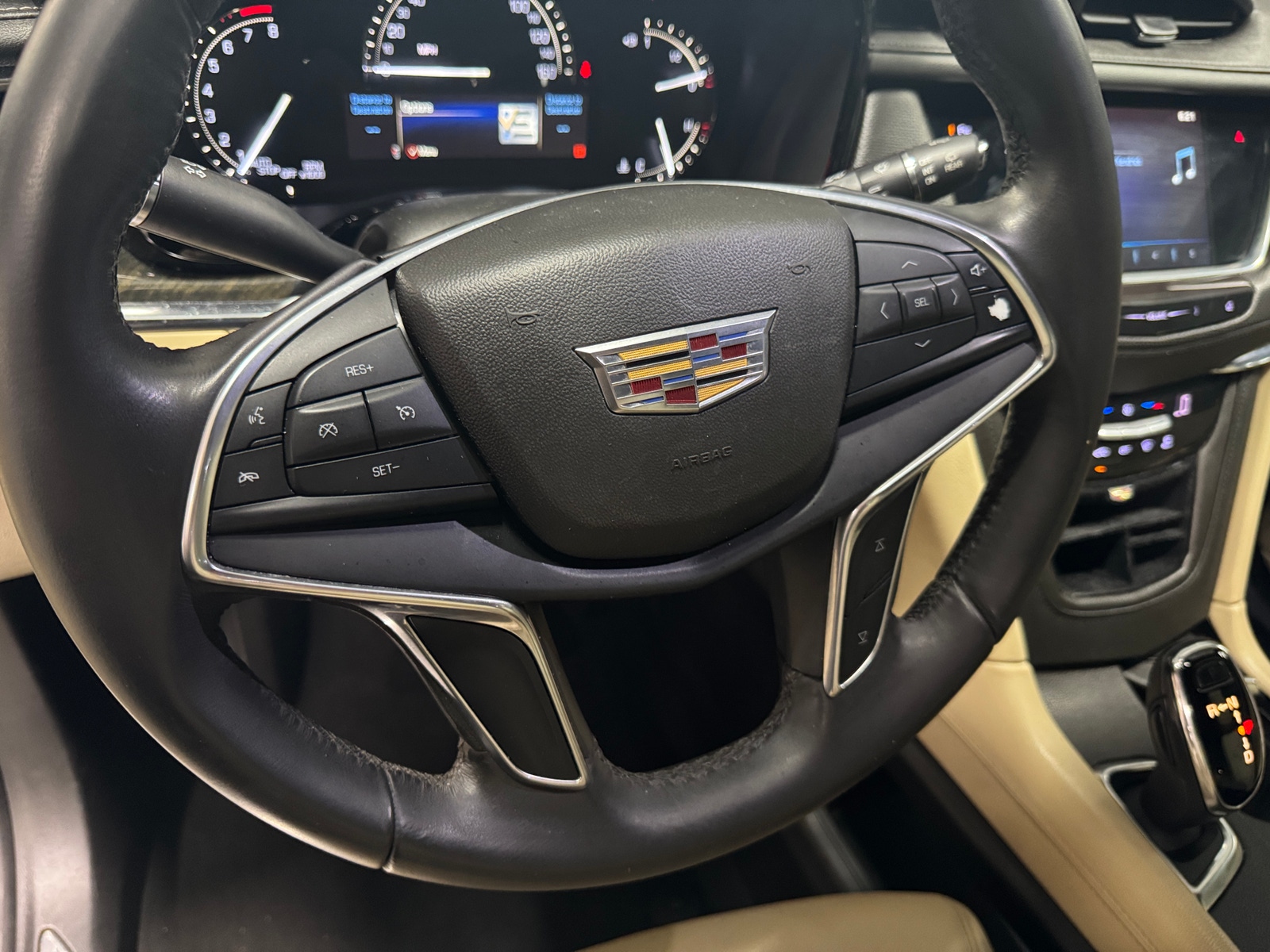 Thumbnail: 2018 Cadillac XT5 - 4
