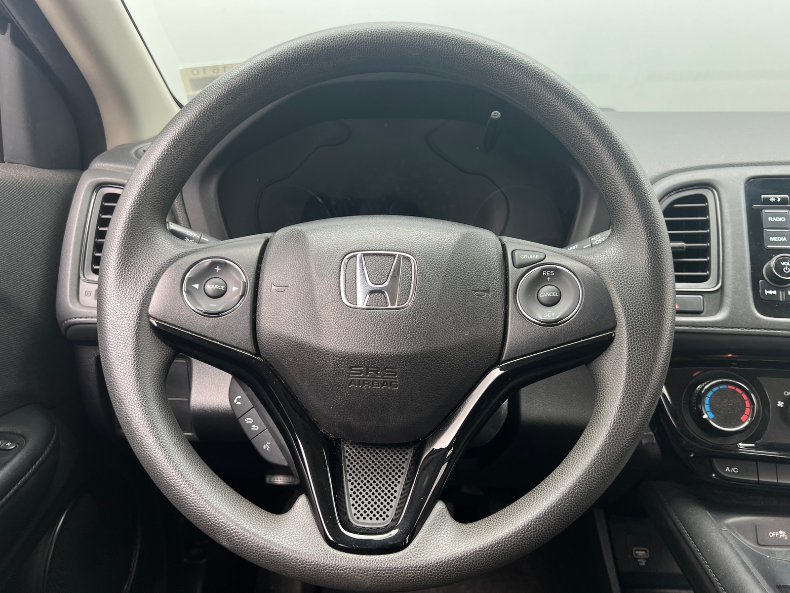 Thumbnail: 2019 Honda HR-V - 5