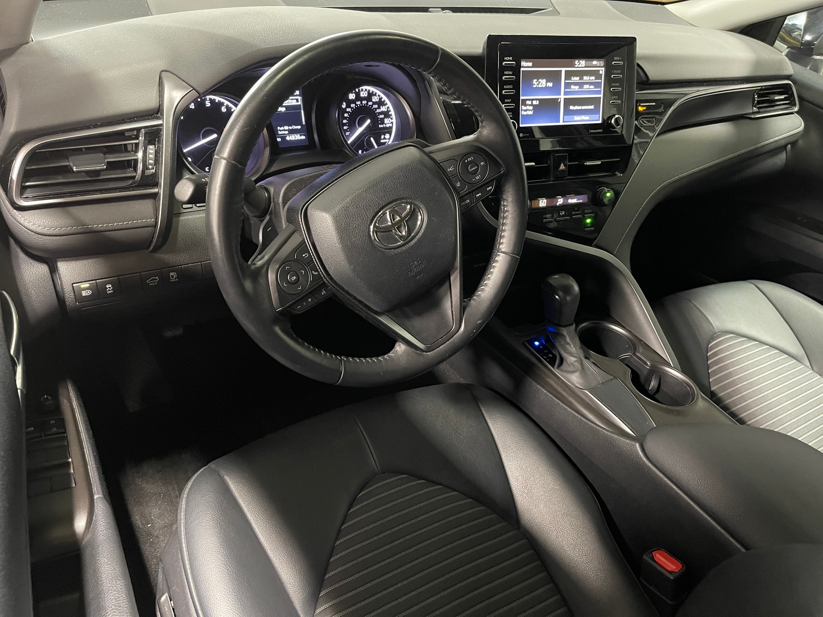 Thumbnail: 2021 Toyota Camry - 3