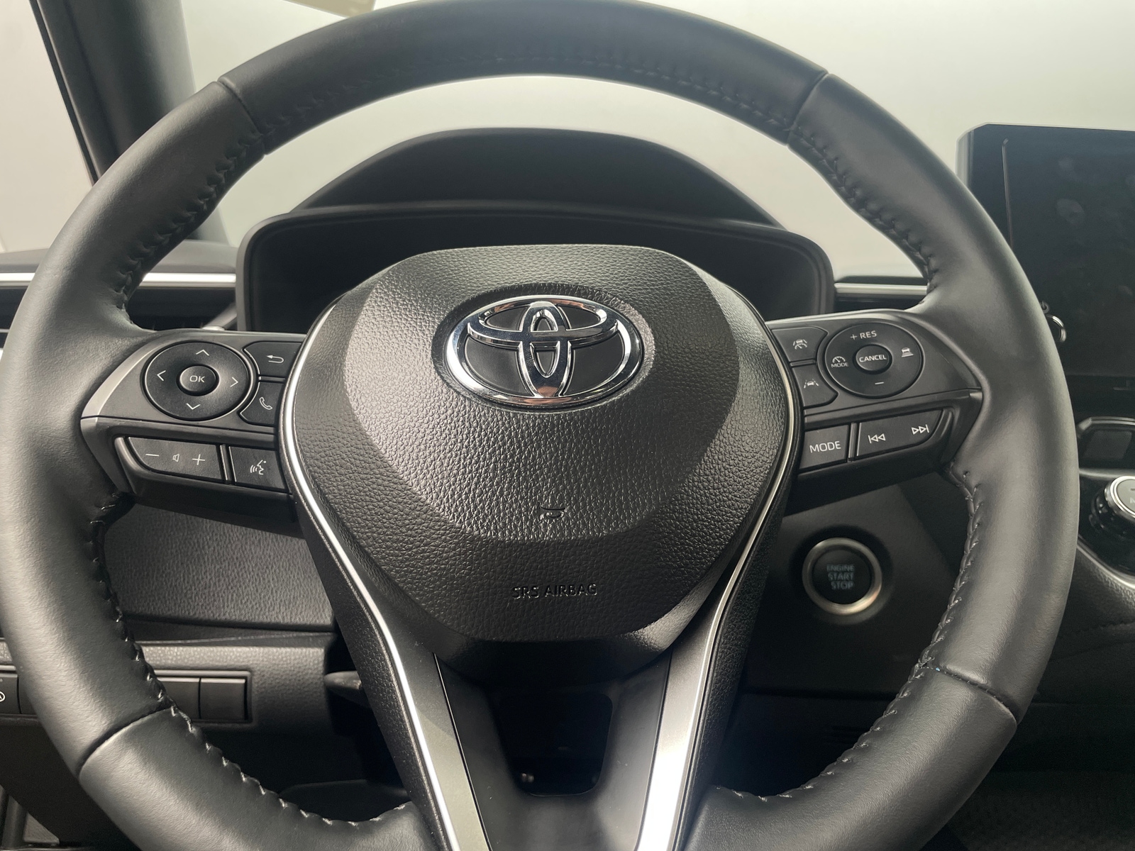 Thumbnail: 2025 Toyota Corolla - 5