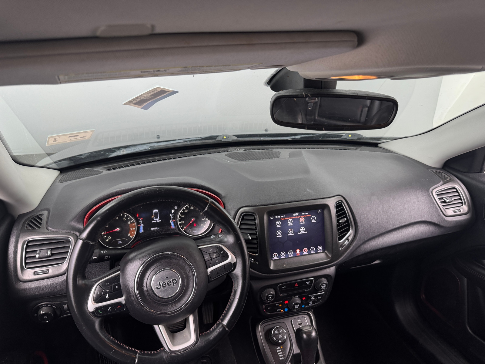 Thumbnail: 2017 Jeep Compass - 3