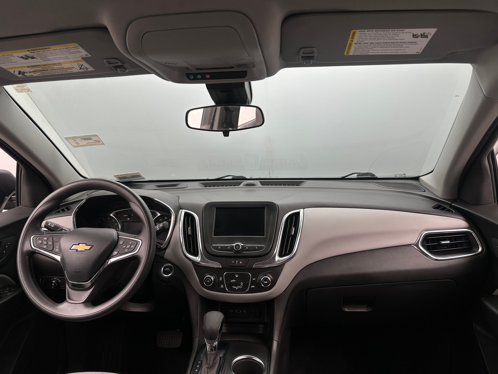 Thumbnail: 2023 Chevrolet Equinox - 3