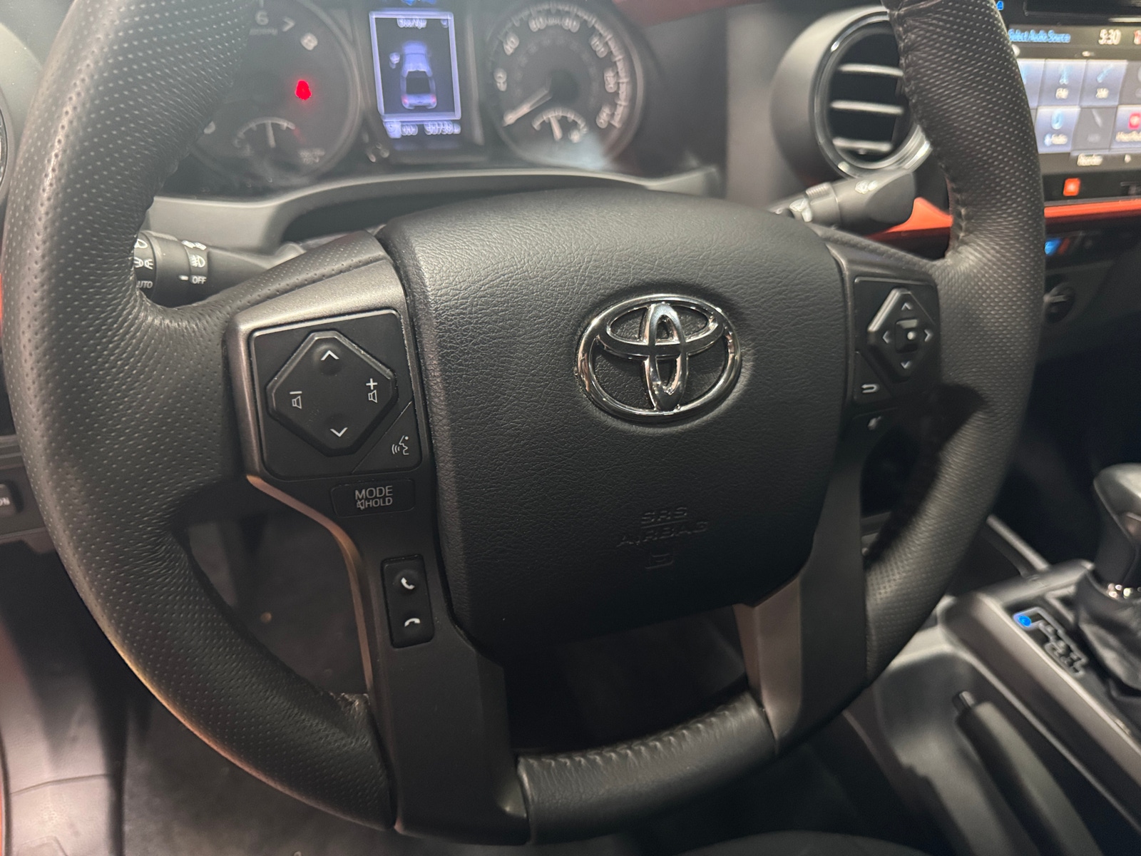 Thumbnail: 2016 Toyota Tacoma - 5