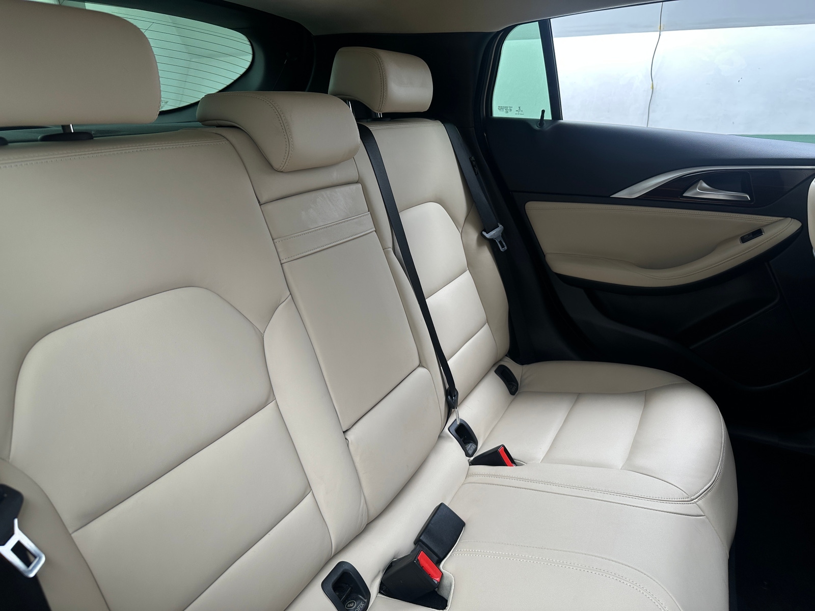 Thumbnail: 2017 INFINITI QX30 - 6