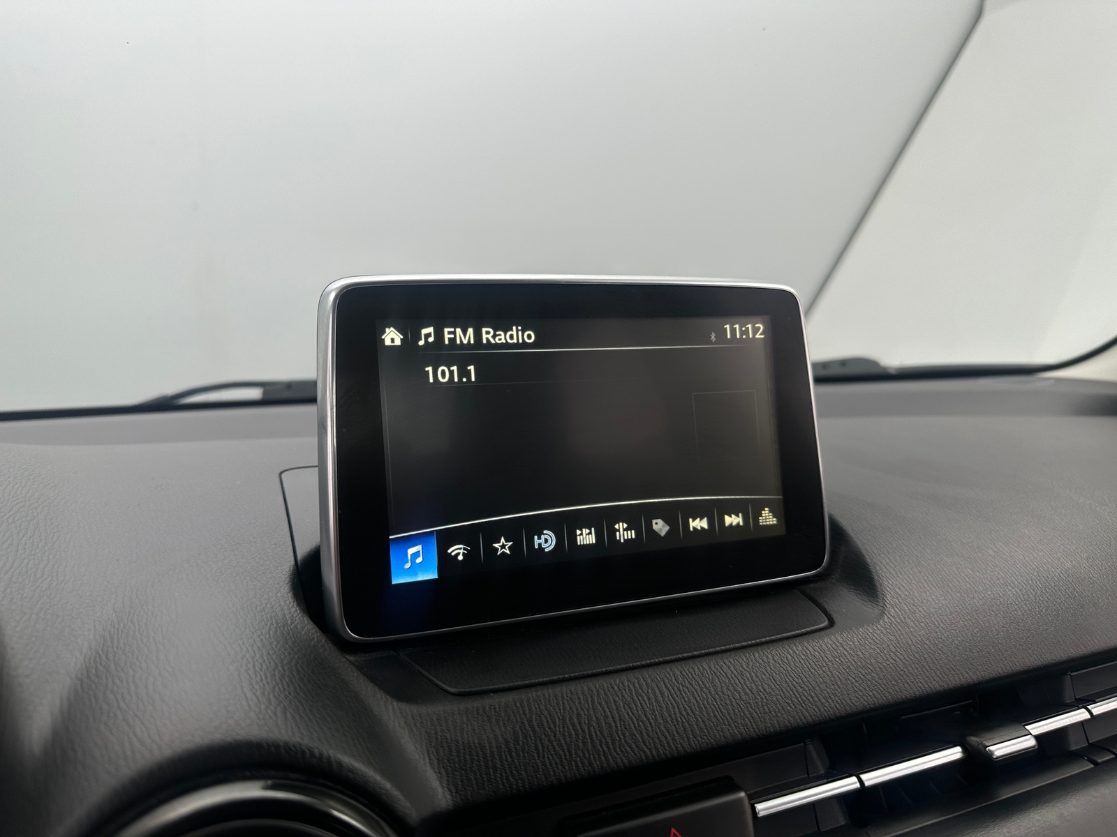 Thumbnail: 2017 Toyota Yaris iA - 4