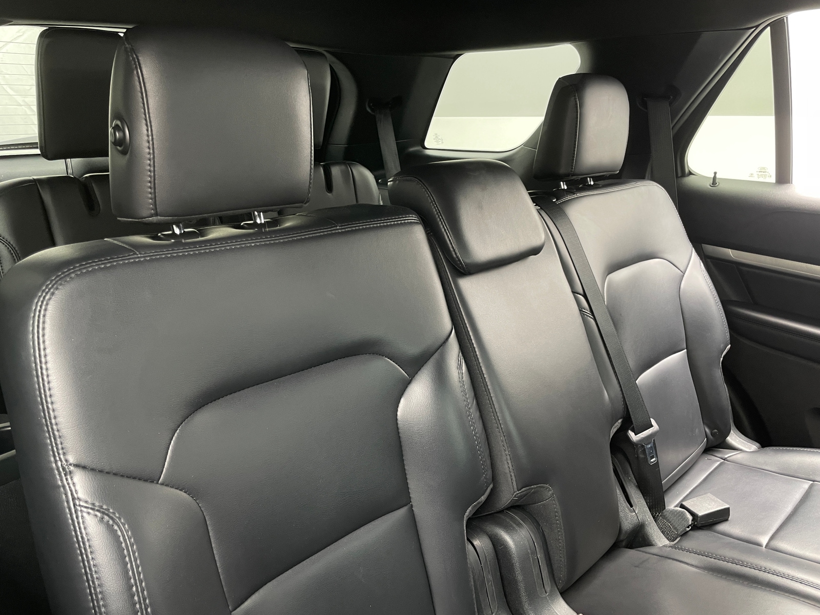 Thumbnail: 2019 Ford Explorer - 6