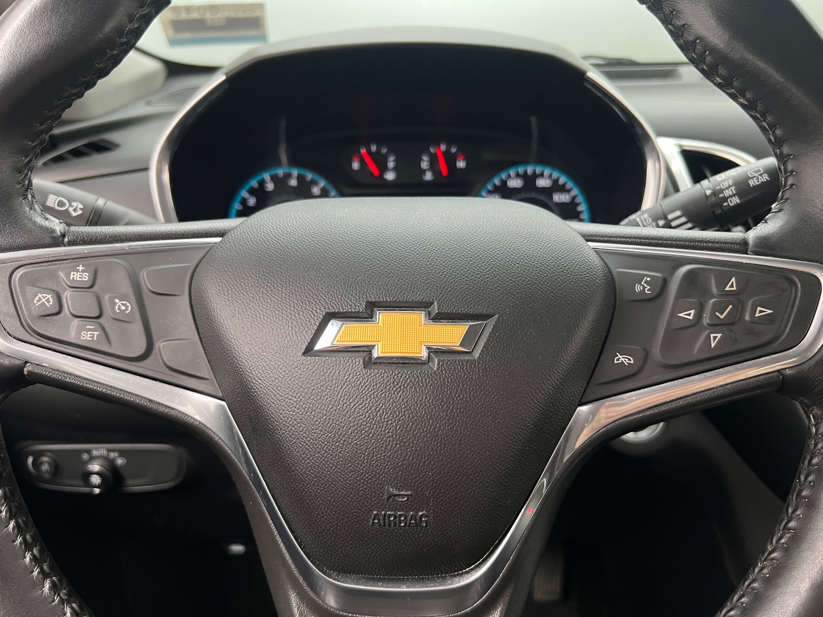 Thumbnail: 2018 Chevrolet Equinox - 5