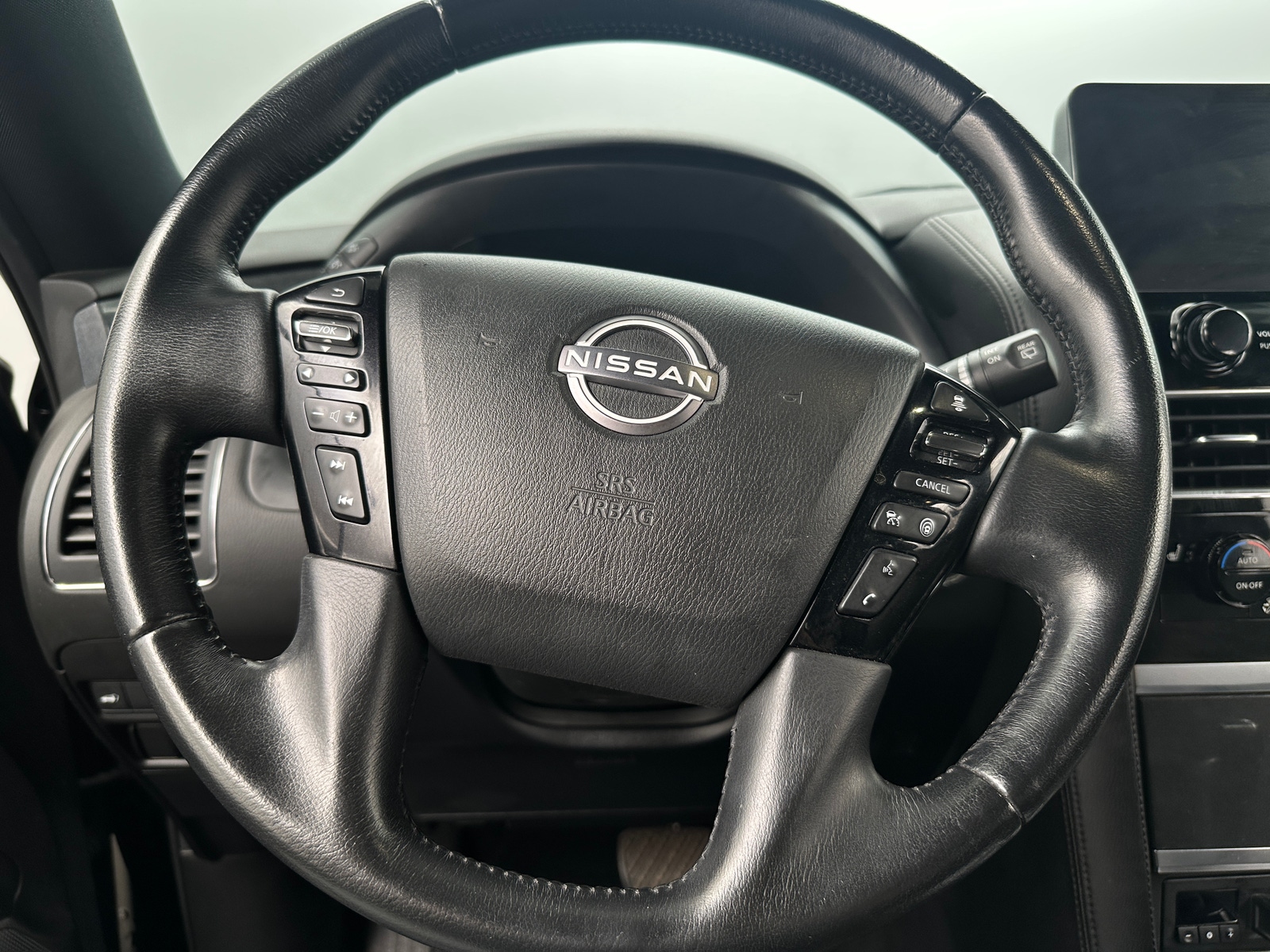 Thumbnail: 2023 Nissan Armada - 5