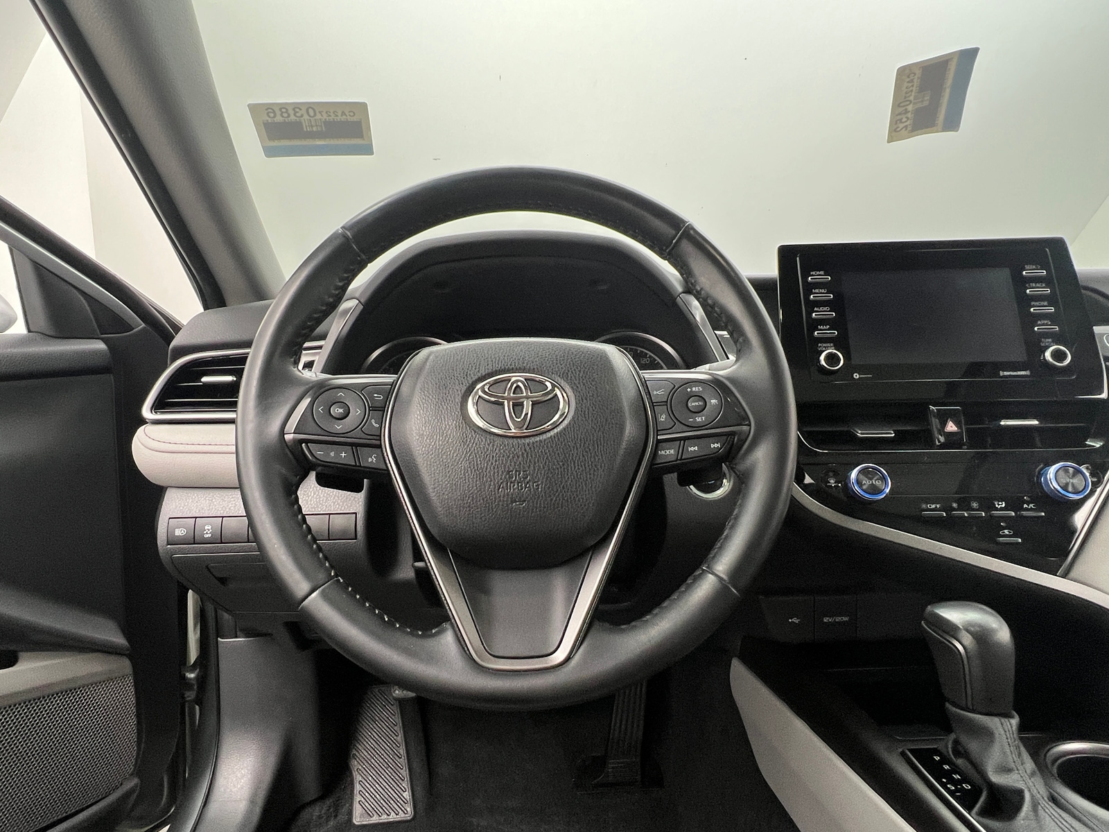 Thumbnail: 2022 Toyota Camry - 5
