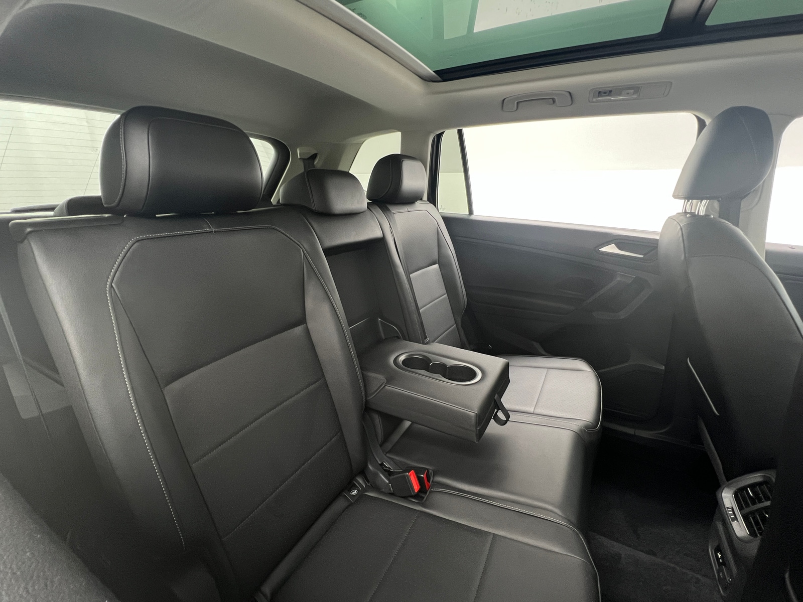 Thumbnail: 2019 Volkswagen Tiguan - 5