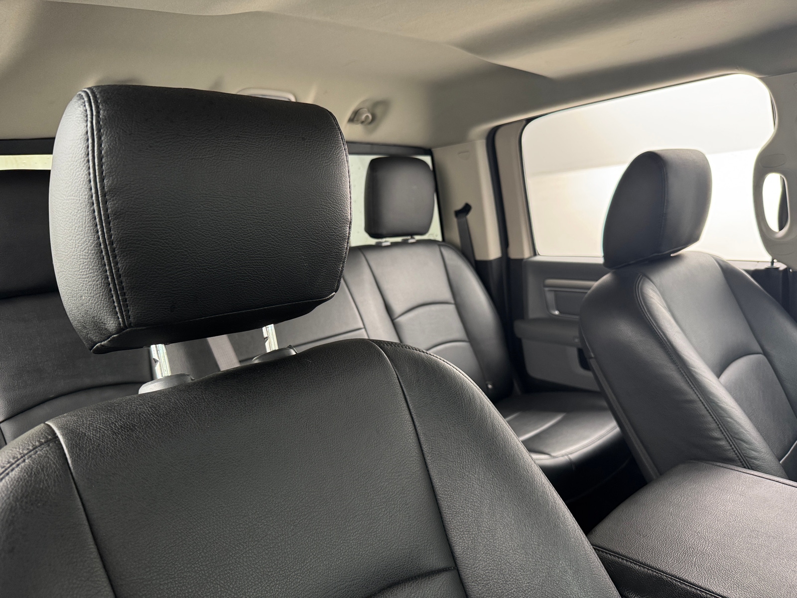 Thumbnail: 2020 RAM 1500 Classic - 2
