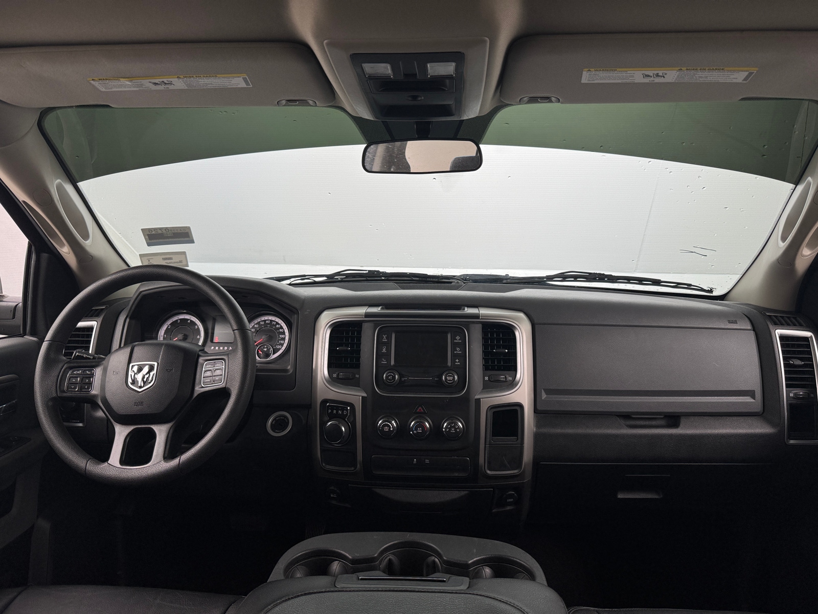 Thumbnail: 2020 RAM 1500 Classic - 3
