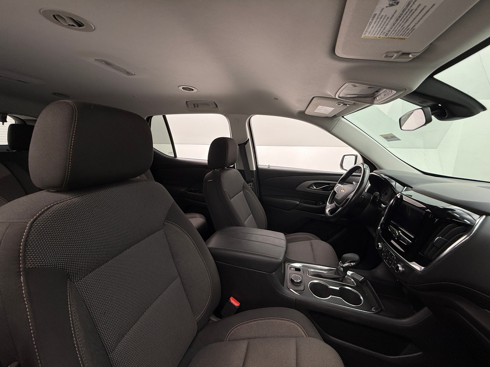 Thumbnail: 2021 Chevrolet Traverse - 2